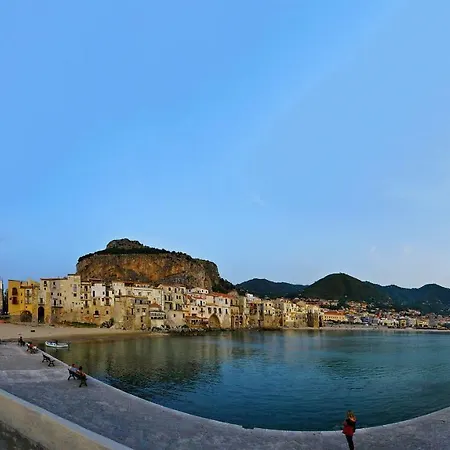 Casa Panoramica Santa Lucia * Cefalu