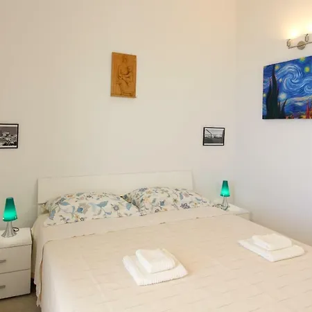 Casa Panoramica Santa Lucia Apartment Cefalù